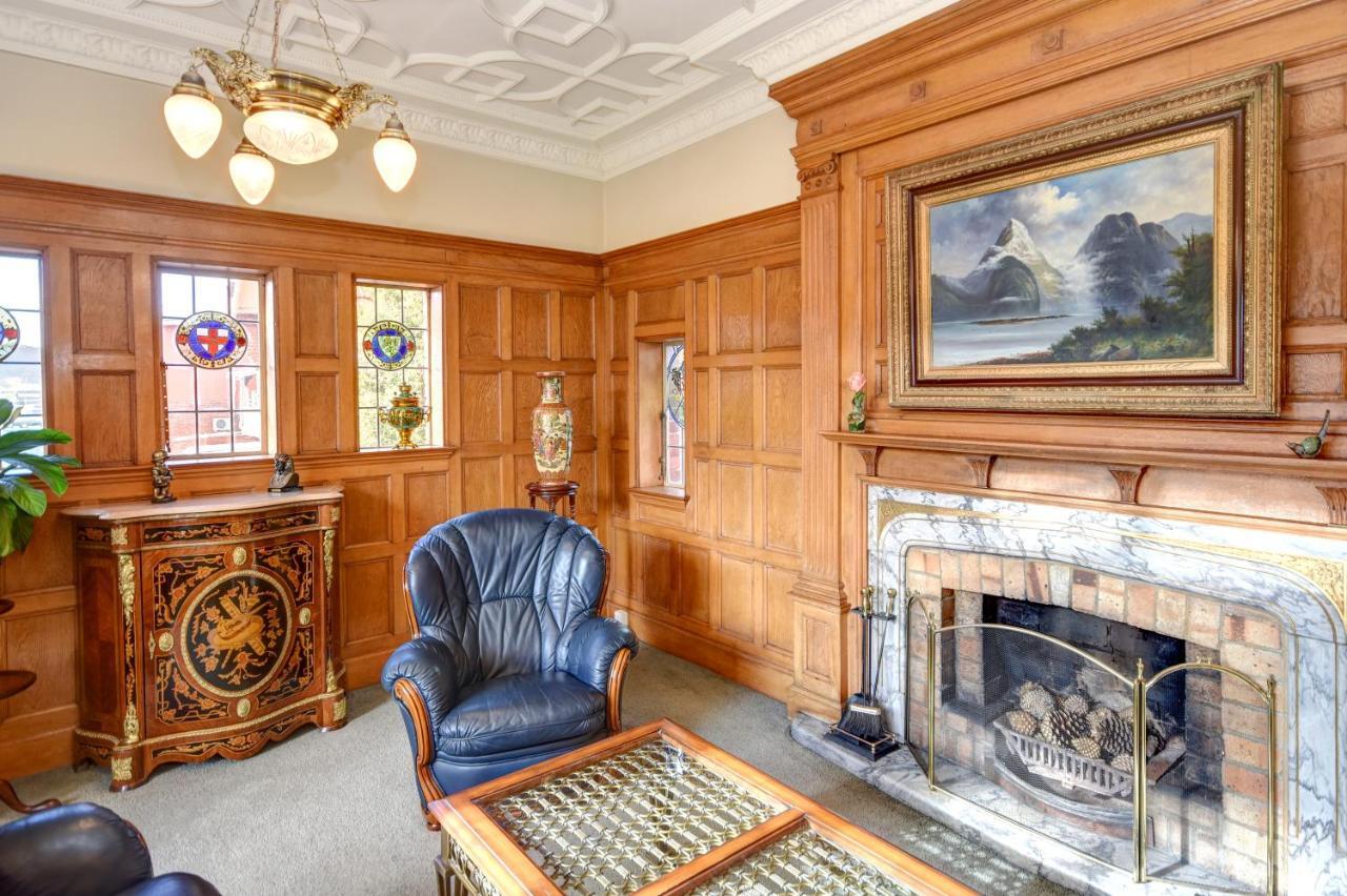 Fletcher Lodge Mosgiel Exterior photo